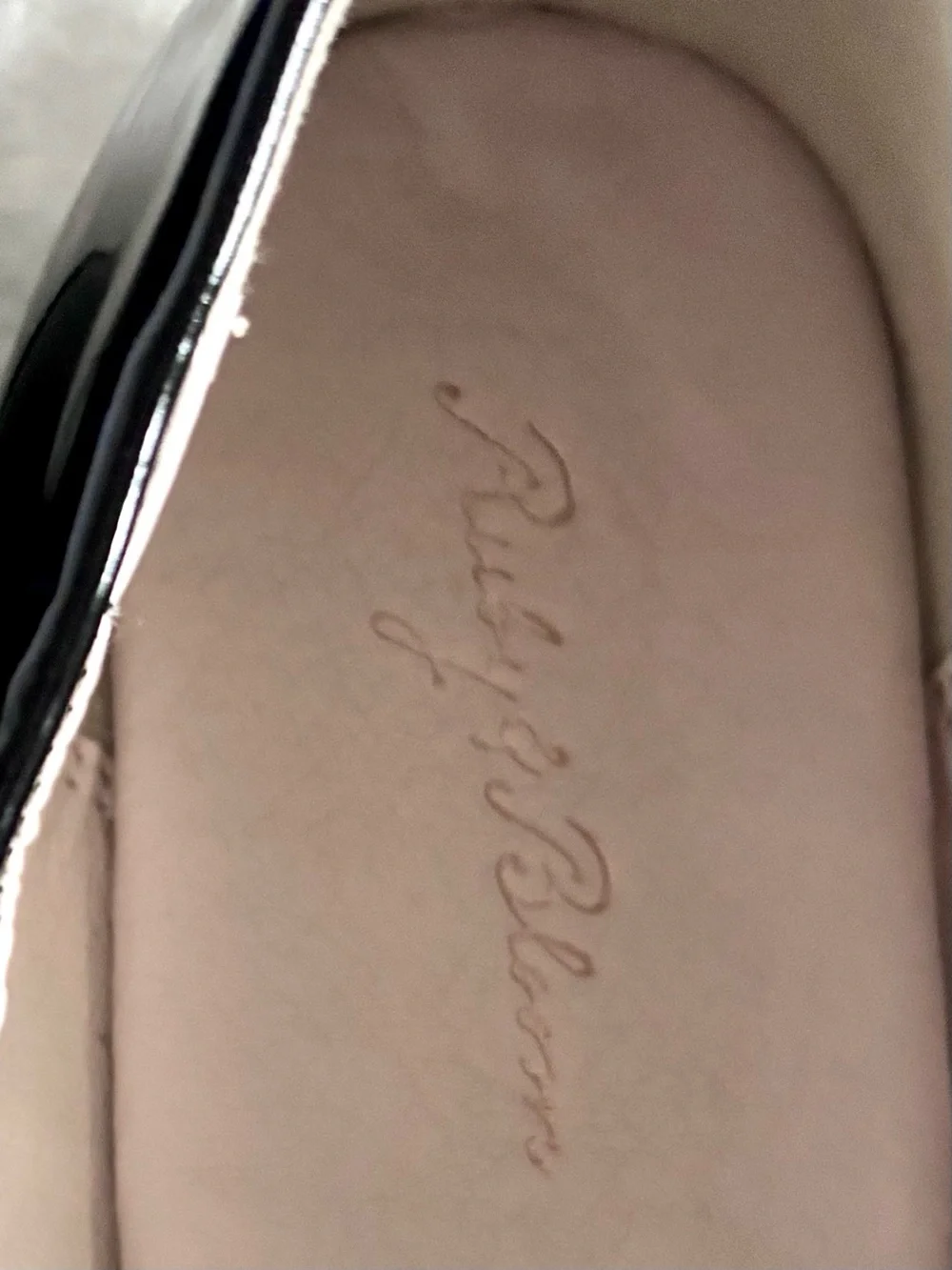 Riley & Bloom Bow Flats Black Patent Shiny Girls Size 1 EUC